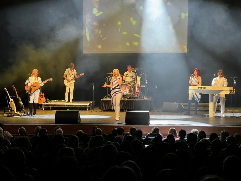 abba at theatre at the mill